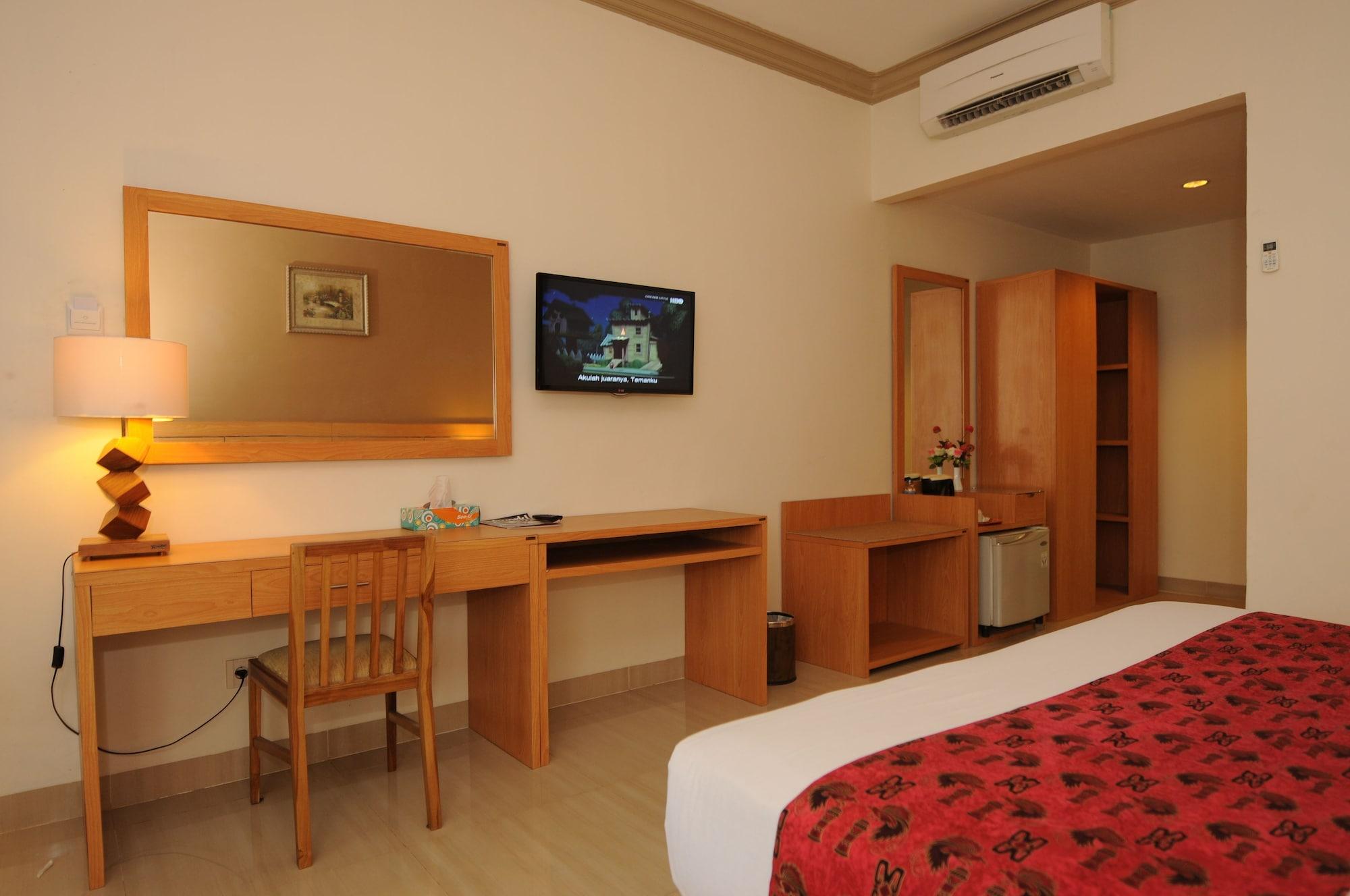 Serayu Hotel Timika Exterior photo