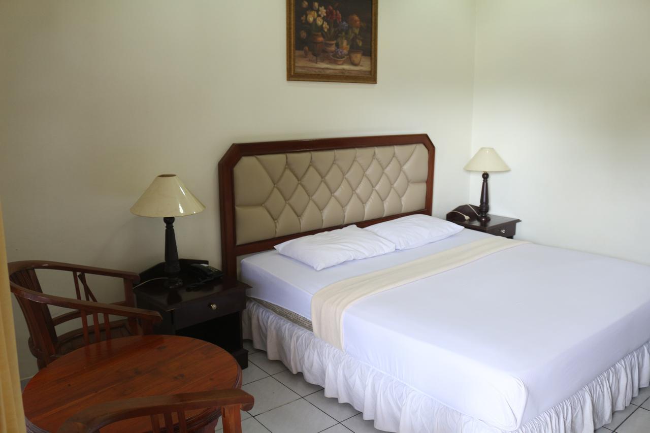 Serayu Hotel Timika Exterior photo